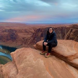 Meet your Posher, Anya